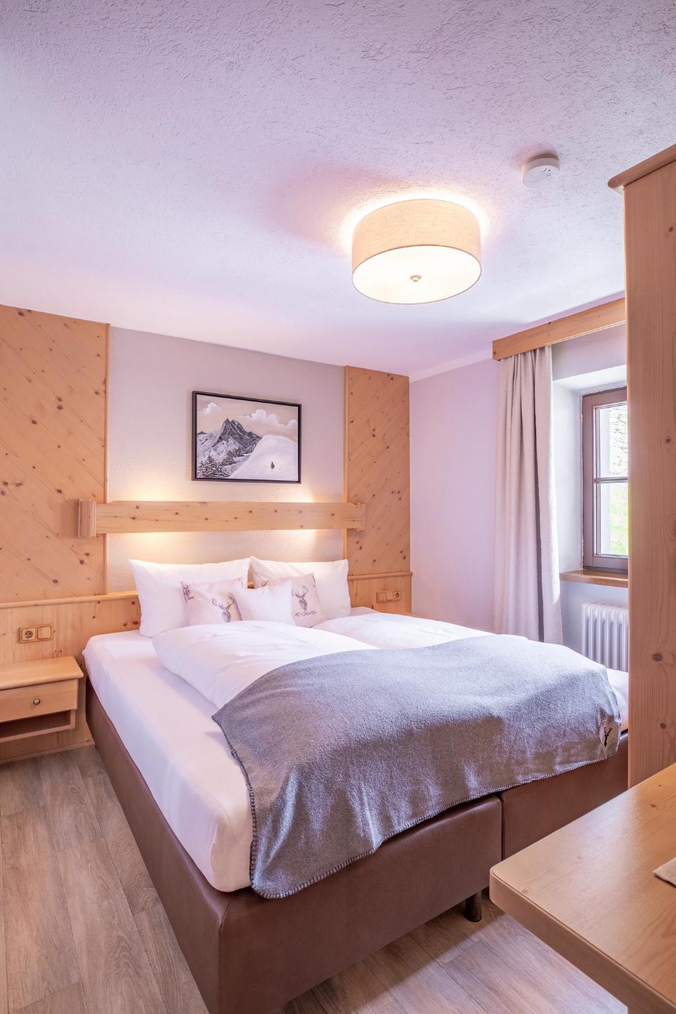 Patteriol Apart-Hotel-Garni Sankt Anton am Arlberg Ngoại thất bức ảnh
